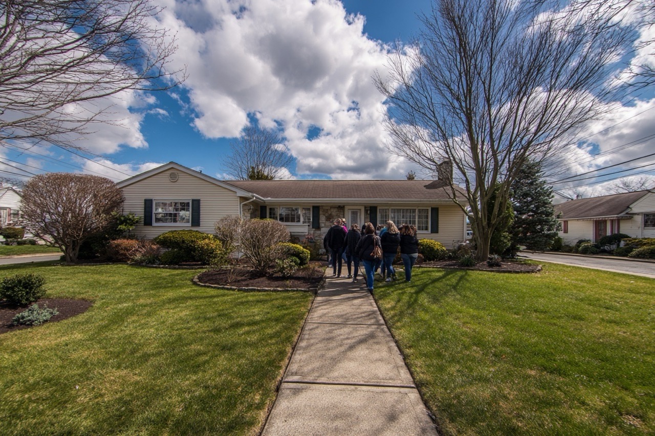 Open house showing for sale by owner property in New Jersey